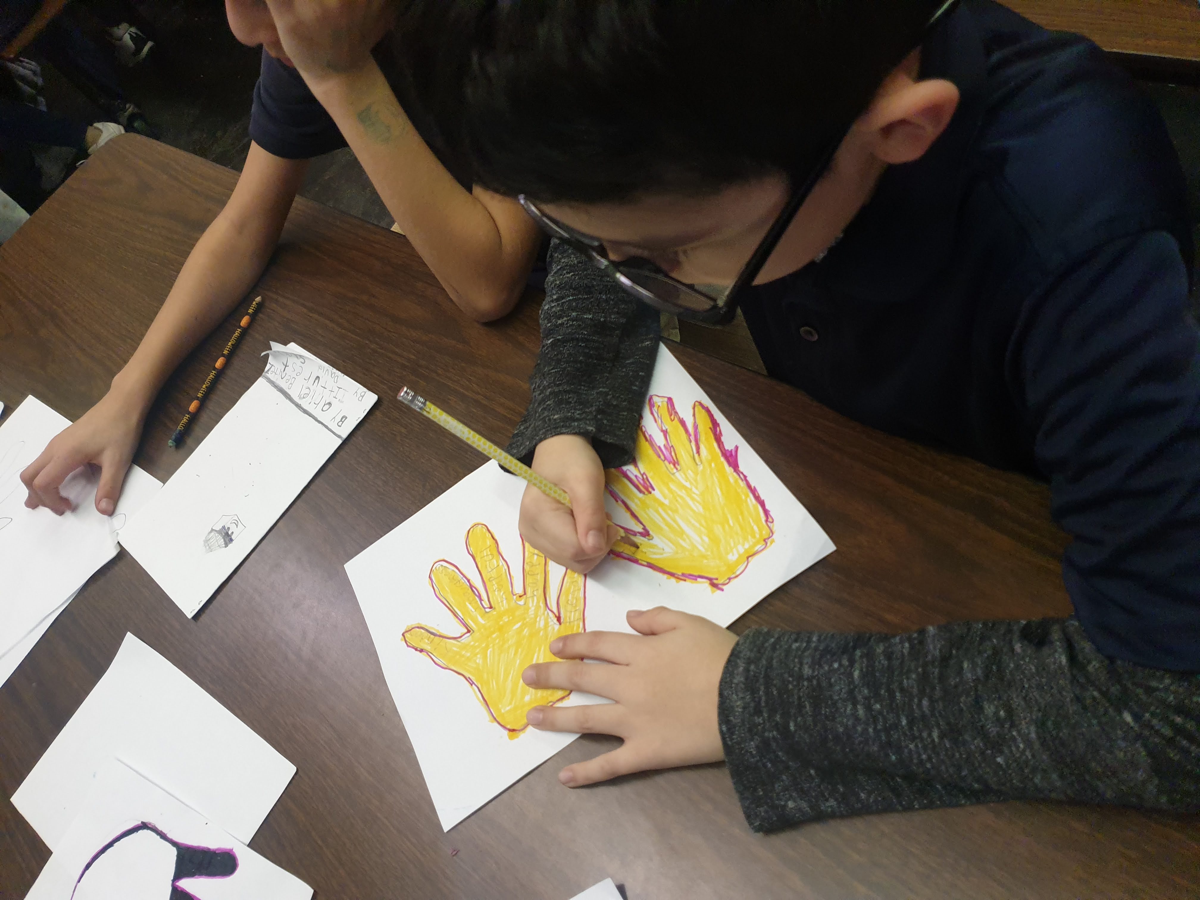 Mindful hands and Patterns Art Lesson