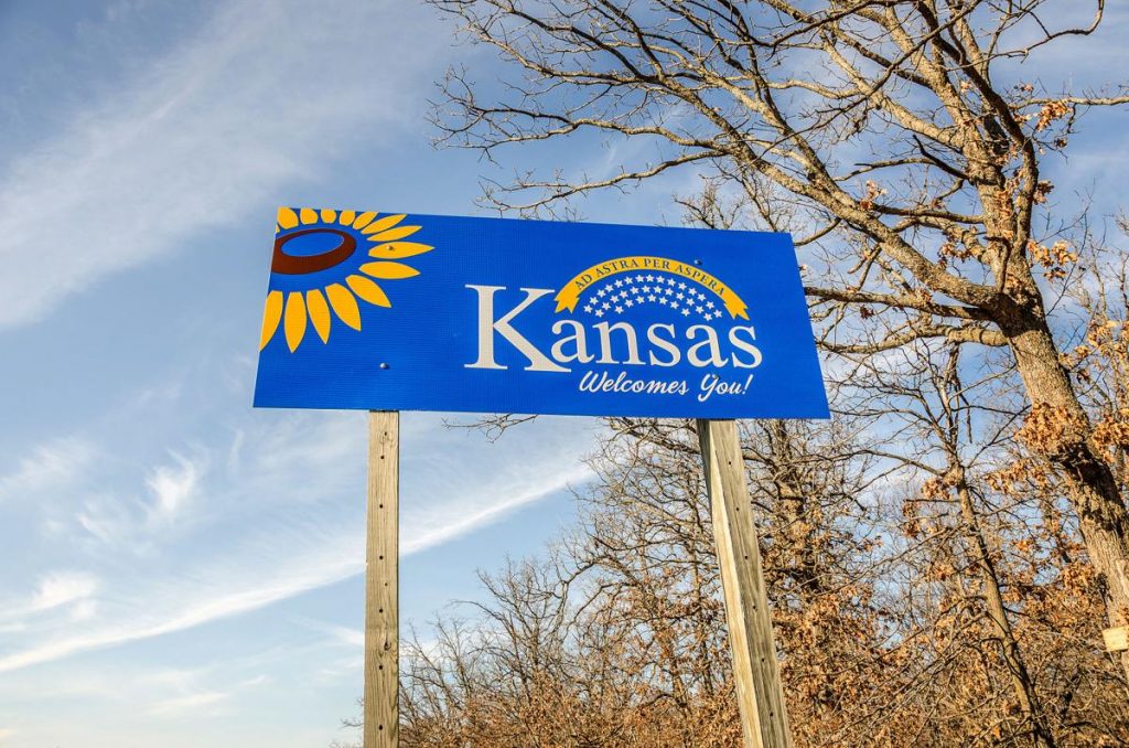Kansas welcome sign